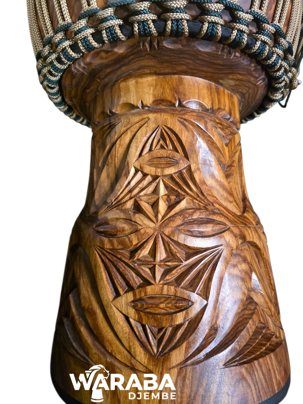 Djembé Guinea . K1390