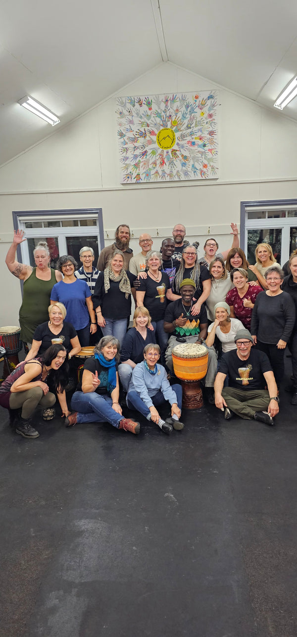 Cours, Ateliers, Spectacles de percussions Africaines.