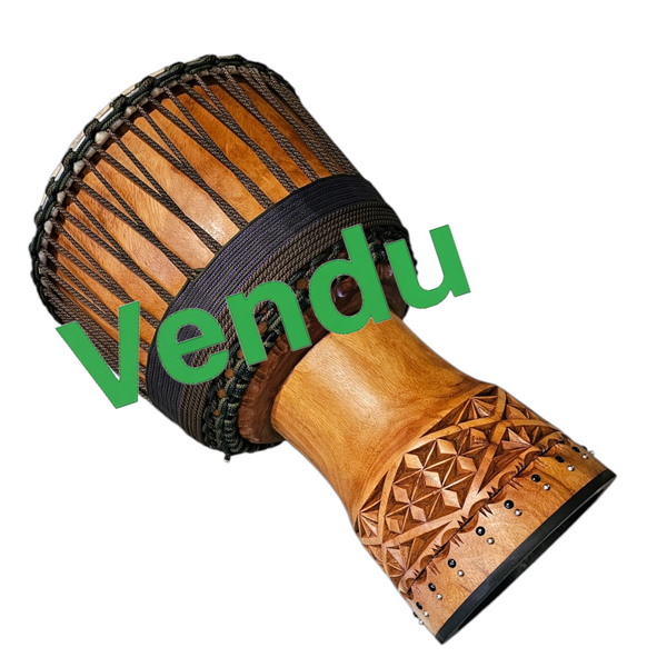 Djembé  Guinée    L1426