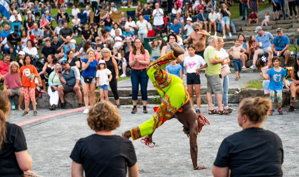 Cours, Ateliers, Spectacles de percussions Africaines.