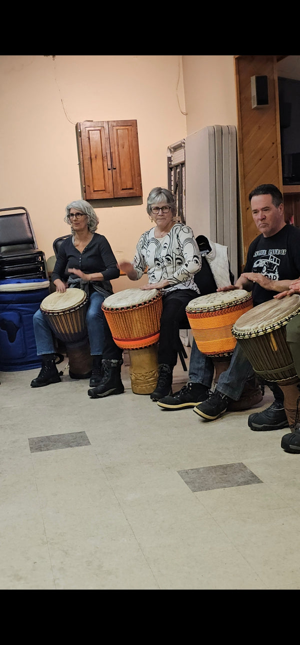Cours, Ateliers, Spectacles de percussions Africaines.