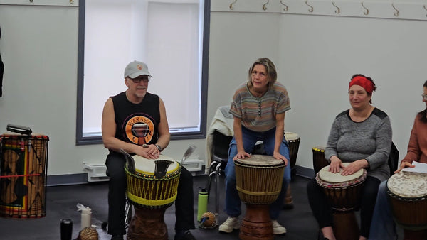 Cours, Ateliers, Spectacles de percussions Africaines.